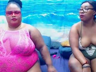 NAUGHTYPEARLXXX live cam preview
