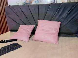 neftis-tay Sex Cam Show