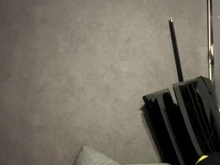 Live cam show with NikoleBirklid