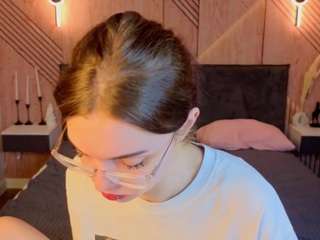 wullwet-rav live webcam show