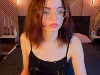 wullwet-rav live webcam show