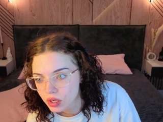 Live cam show with Wullwet-rav