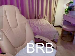 bety-white