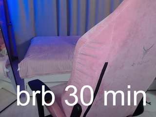 bety-white live webcam show