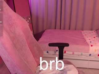 bety-white