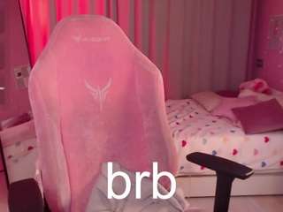 bety-white