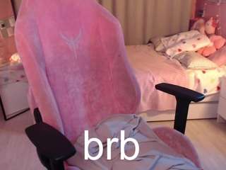 bety-white