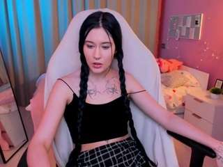 bety-white