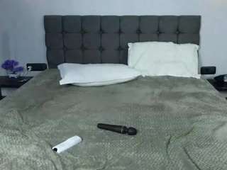 freyajels live webcam show