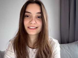 Hattiewassam's cam show statistics and live stream