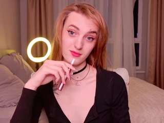 MiaKomoi live webcam show