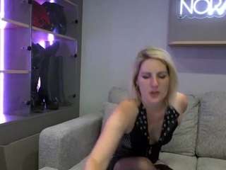 Nora-Noxx live webcam show