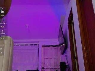 Live cam show with sweetSara2