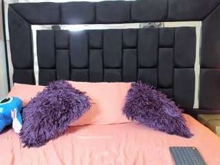 tiiana-moon live webcam show