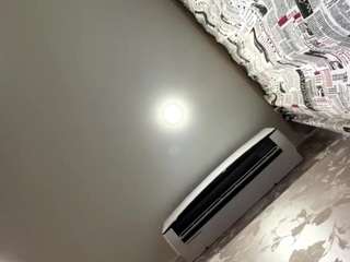 donettachochrek live webcam show