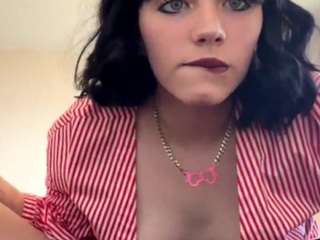 LoriannPospishil live cam