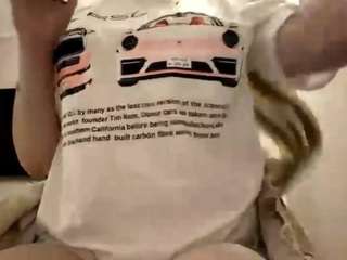 LoriannPospishil live cam preview