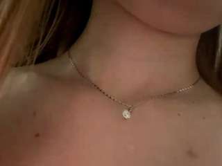 LoriannPospishil live cam preview