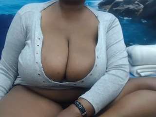 sexyboobs44dd
