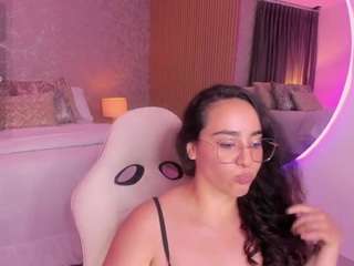 viiolet-rosee Live Webcam on CamSoda