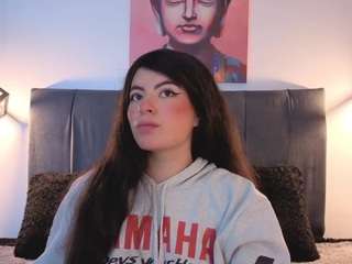 zaafiroo1 live on CamSoda