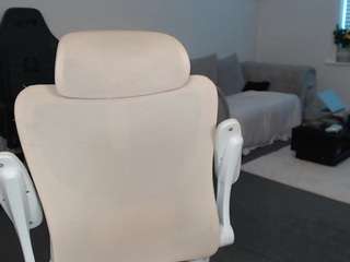 Ann Angel Q
