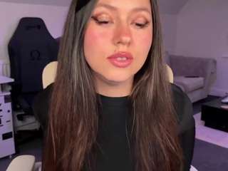 Ann Angel Q