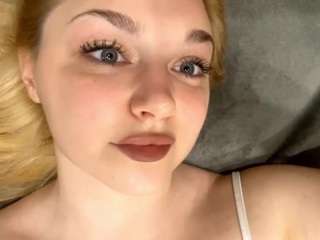 evelynbomaster Sex Cam Show