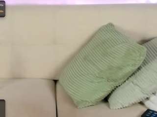 itschloelaurent Sex Cam Show