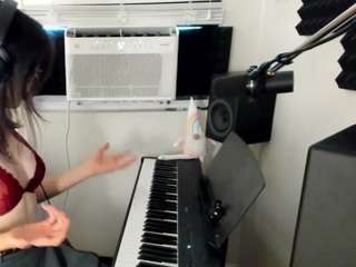 itschloelaurent live webcam show