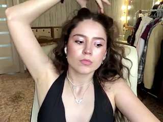 LilliamBeen live webcam show