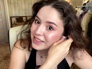 LilliamBeen live webcam show