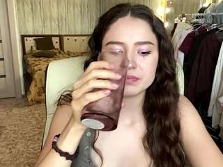 LilliamBeen live webcam show
