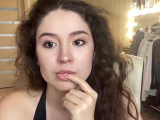 lilliambeen Live Webcam on CamSoda
