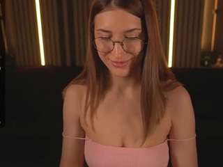 miacarters live webcam show