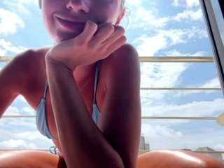 DiaEbrahimi live webcam show