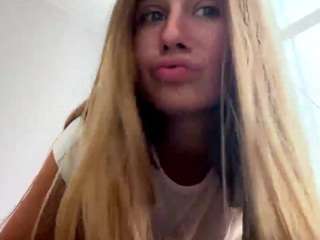 DiaEbrahimi live webcam show