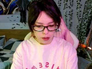 Maya-Garcia live cam preview