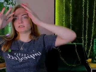 eiris-moon - Live HD Webcam