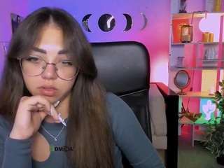 eiris-moon Sex Cam Show