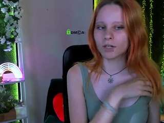 eiris-moon live webcam show