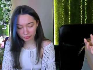 eiris-moon live webcam show