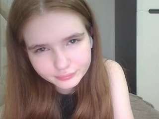 KirstinRobuck live cam preview