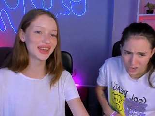 Neria-mist's cam show statistics and live stream