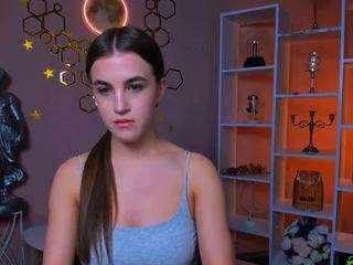 neria-mist live webcam show