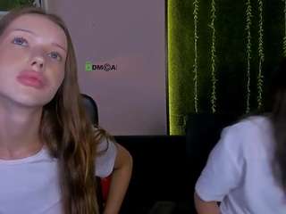 neria-mist live webcam show