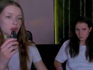 neria-mist live webcam show
