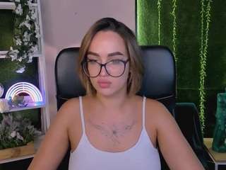 neria-mist live webcam show