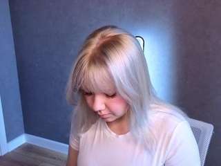 le modèle soffa-mitchelll est en webcam porno dans un show sur le site camsoda, il possède les tags suivants: ahegao,skinny,ass,oil,orgasm,pussy,role play,sex toys,sexy,shaved pussy,solo,naked,strip,striptease,tease,teen (18+),twerk,upskirt,wet,young adult