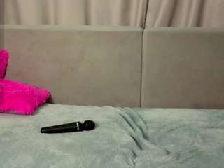 alisaglow live webcam show